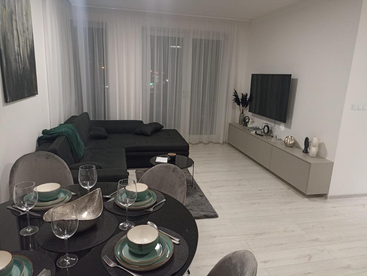 Mbv28 Apartments Poprad Exterior foto